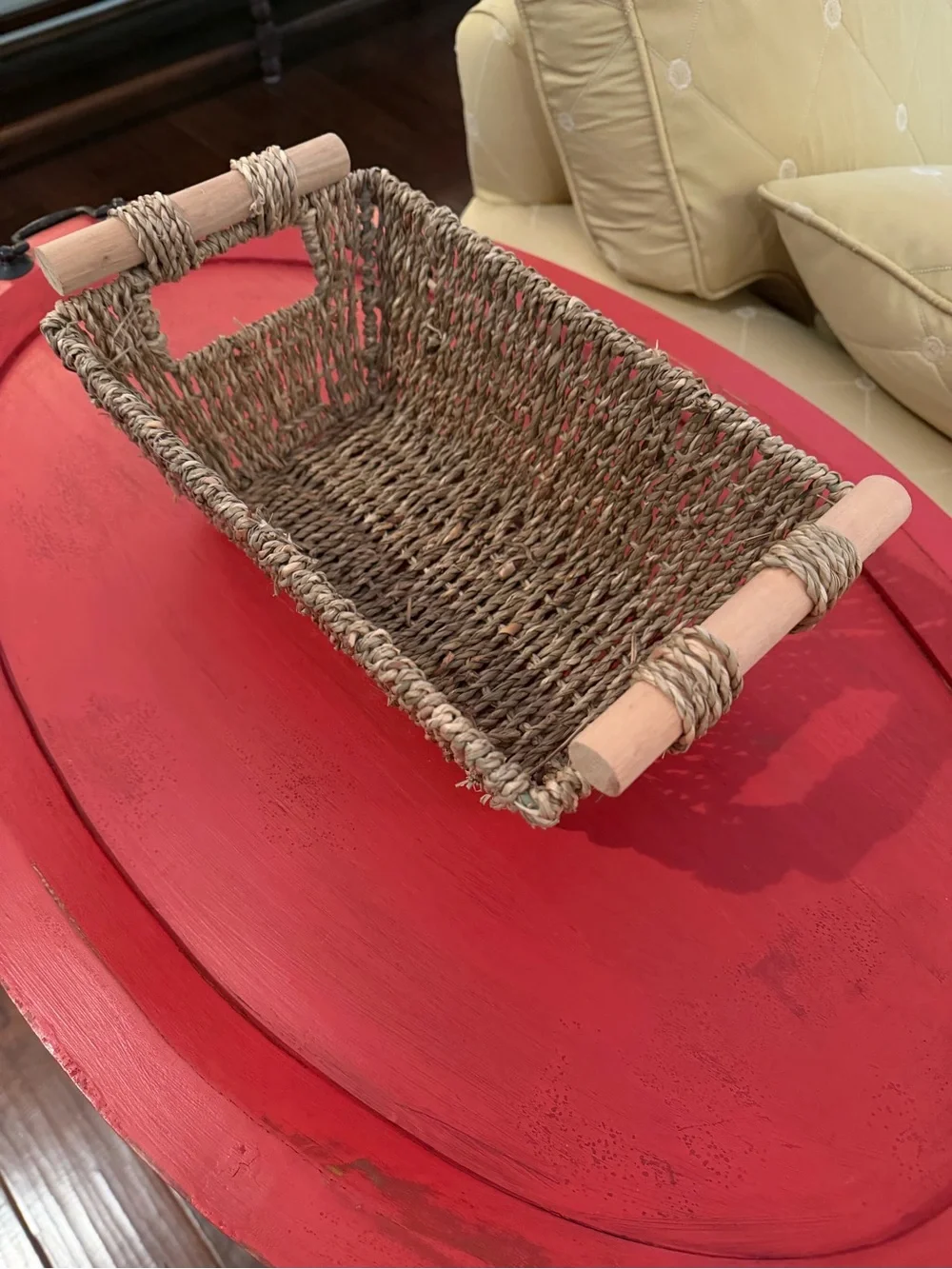 Set of 3️⃣ Baskets - 2️⃣ Natural Seagrass & 1️⃣ Gold-Tone Metal